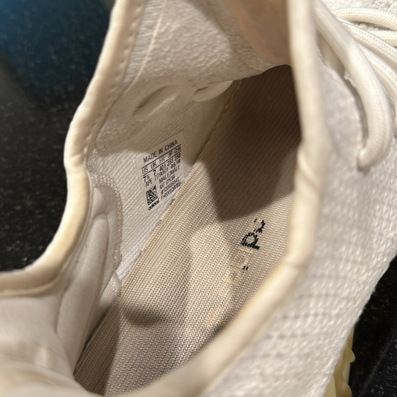Yeezys boost 350 size 7.5, well cared for - Picture 3 of 5